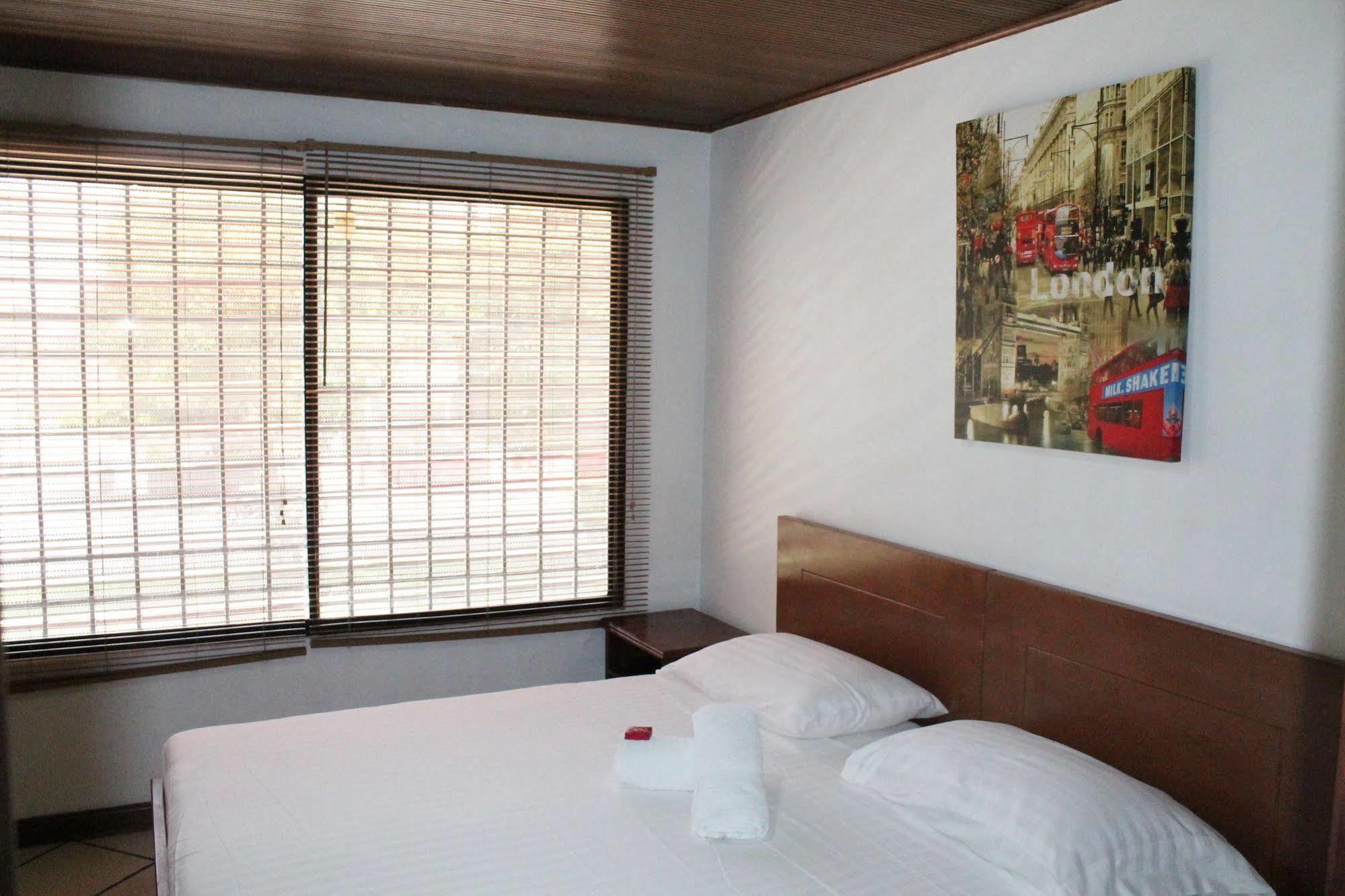 Pasadena Hostel Кали Екстериор снимка
